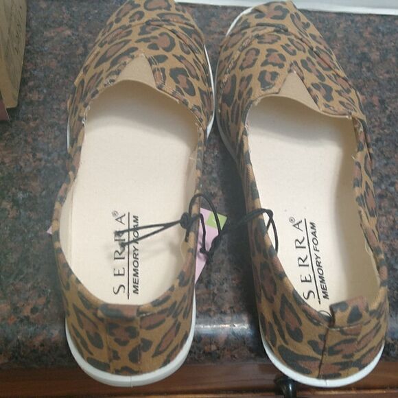 Rothy's "Wannabes" .....Serra Leopard Recycled Flats.... NEW IN BOX...Size #7 - Picture 5 of 6